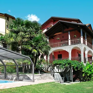 Casa Rosa Aparthotel